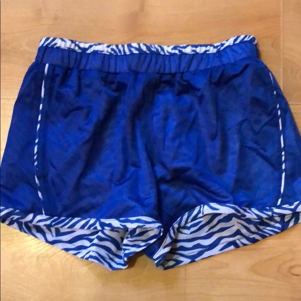 Women’s reversible shorts